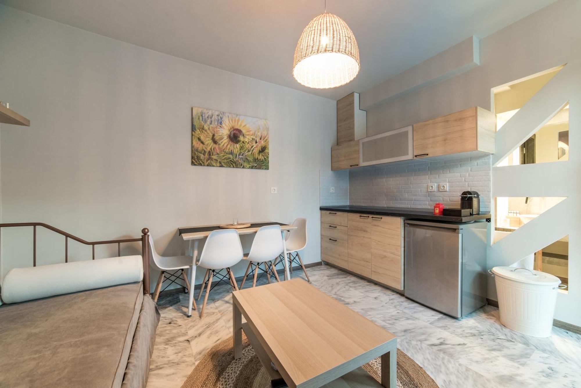 Oinoelia Luxury Suites & Residence Potos Bagian luar foto