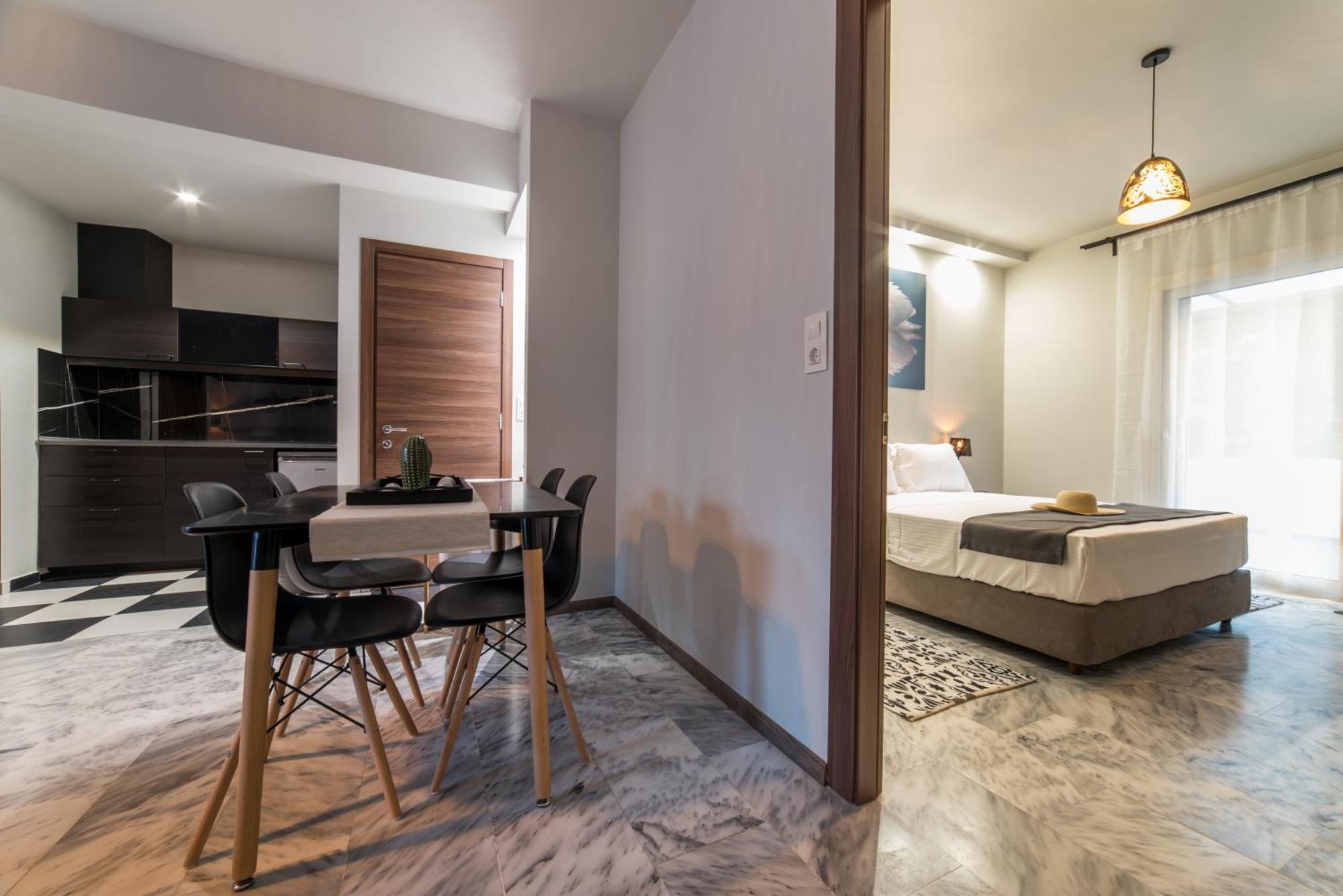Oinoelia Luxury Suites & Residence Potos Bagian luar foto