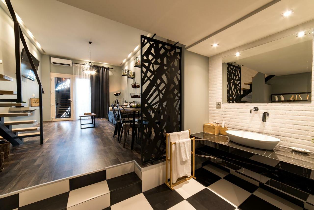Oinoelia Luxury Suites & Residence Potos Bagian luar foto