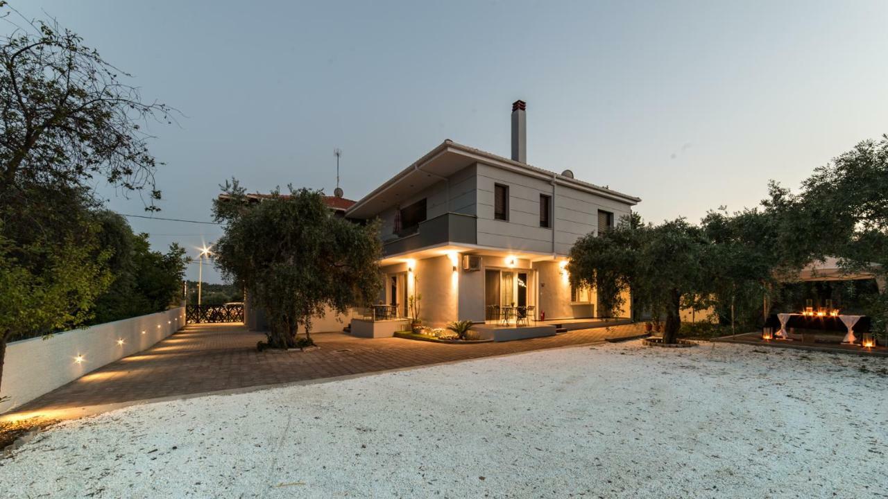 Oinoelia Luxury Suites & Residence Potos Bagian luar foto
